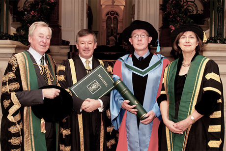 Seamus Davis with National University of Ireland officials
