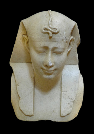 sculpture of pharoah