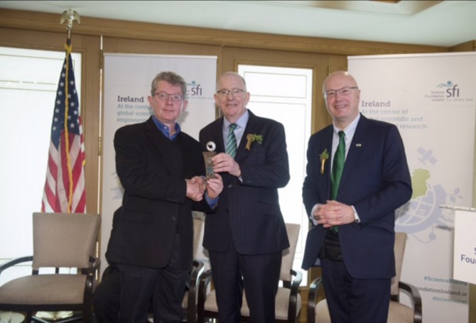 Séamus Davis receives the St. Patrick’s Day Science Medal 