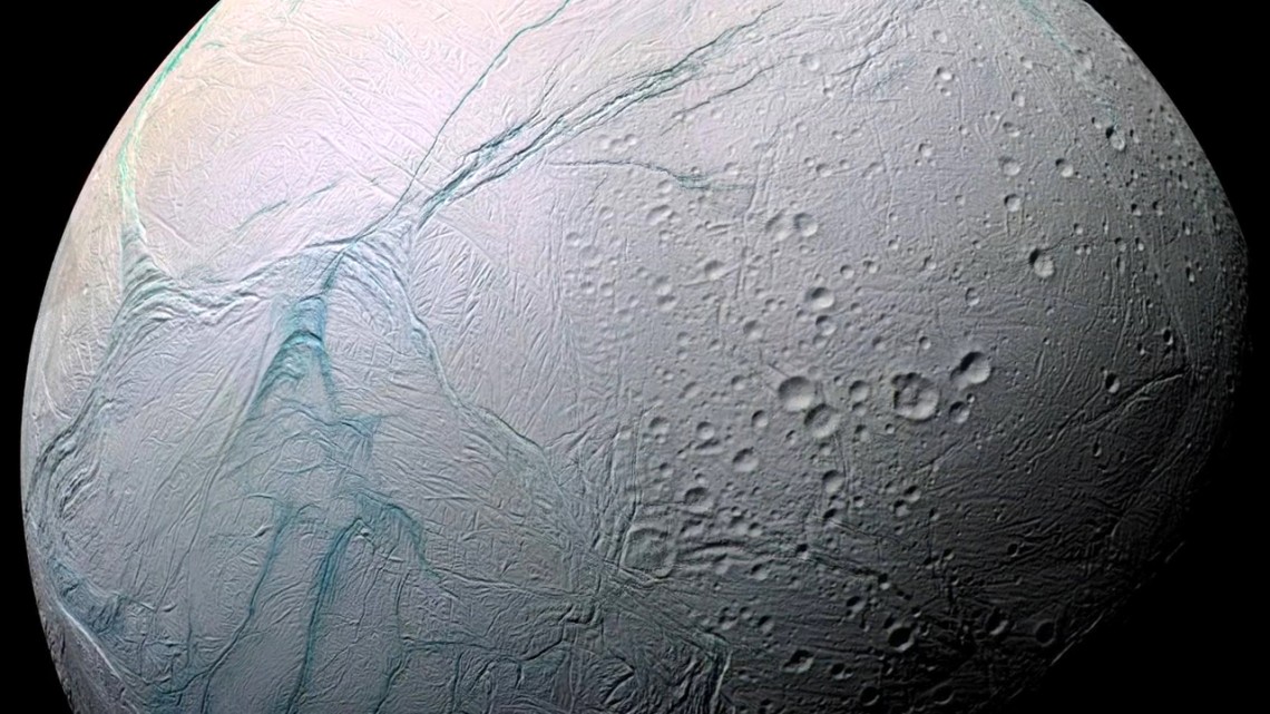 Saturn enceladus