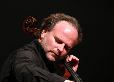 Cellist Zvi Plesser