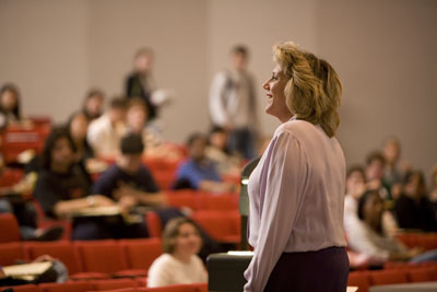 Cindy van Es teaching