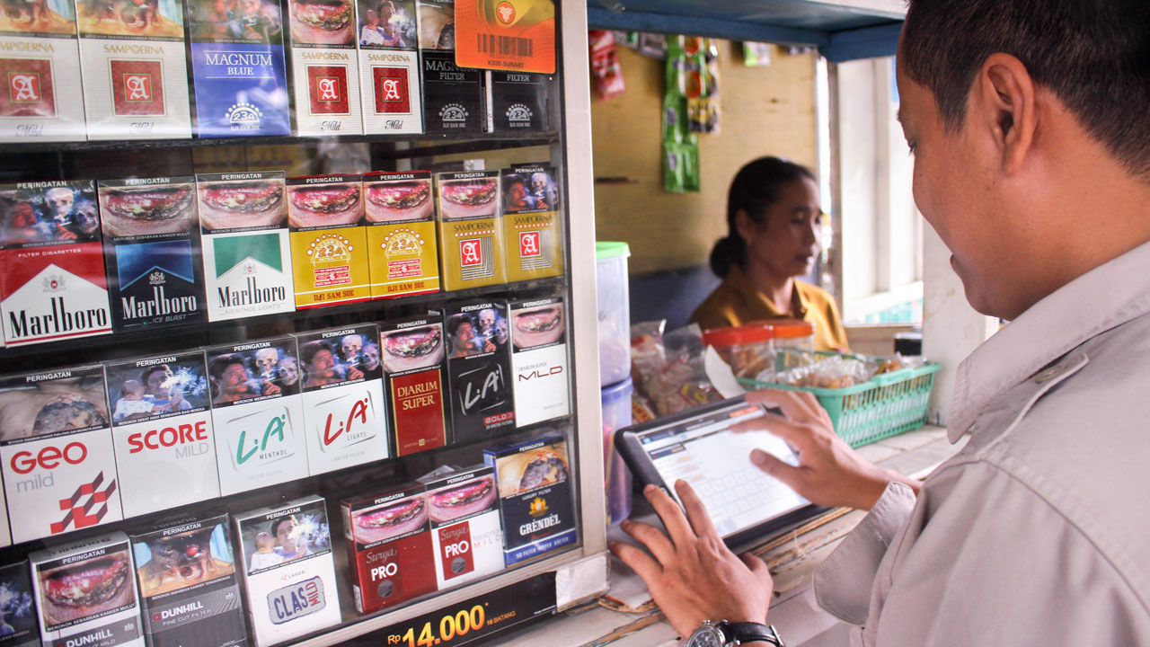 indian politicians who smoke cigarettes Why kretek – 'no ordinary cigarette' – thrives in Indonesia