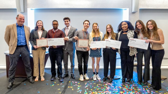David Putnam, left. associate dean for innovation and entrepreneurship in the College of Engineering, stands with winners of the College’s Engineering Innovation Competition.