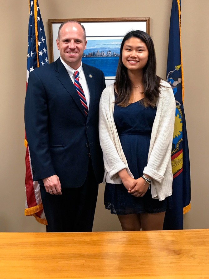 Wendy Lau ’22 is pictured with state Sen. Tim Kennedy