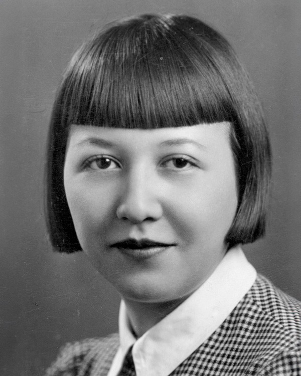 Henrietta Guilfoyle, née Hoag, Class of 1940.