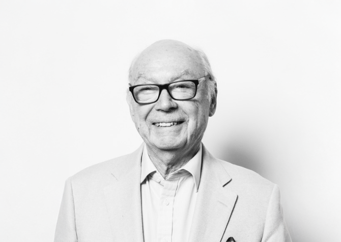 Fred Rubinstein ’52, LLB ’55, has endowed the Susan August Rubinstein Professorship in the Department of Government in the College of Arts and Sciences.