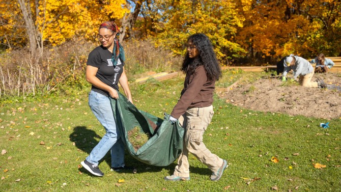 The garden design – spearheaded by Gracekelly Fulton ‘24 (left) – has two distinct areas, one in the sun and one in the shade.