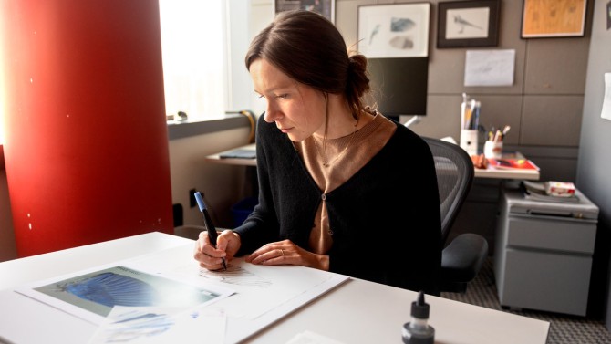 Scientific accuracy underlies art for Jillian Ditner, staff biological illustrator for the Cornell Lab of Ornithology and graphics editor for its Living Bird magazine.