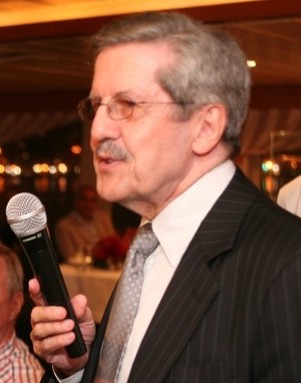 Dr. Daniel R. Alonso