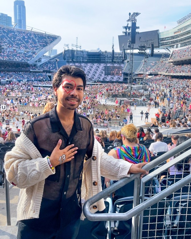 Swift Club president Oswaldo Grajeda ’26 attends a Taylor Swift concert in his hometown of Chicago on June 3, 2023 at Solider Field.