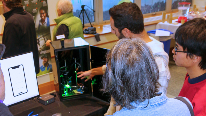 Postdoctoral Associate Israel Gabay presents CROPPS-in-a-Box.