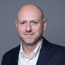 Schuldt headshot
