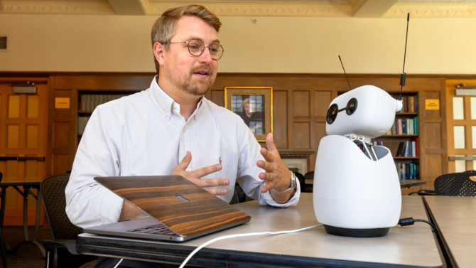 Seidenberger built Hopper from scratch so students can see the logic on which it is built and play a role in developing it and improving it over the course of his class.