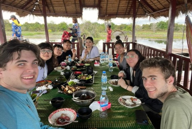 Students enjoyed a “floating lunch” after a visit to Banteay Srei temple in Angkor. 