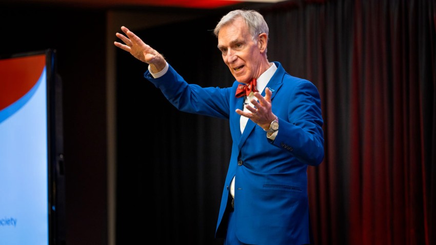 more about <span>Slide rules, sundials and comedy: Bill Nye hails scientific solutions</span>
