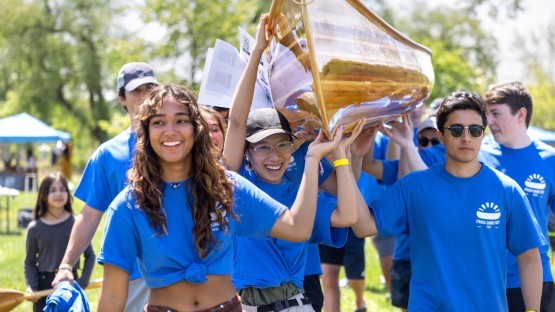 Students donate handmade canoe to Haudenosaunee youth - Vimarsana News