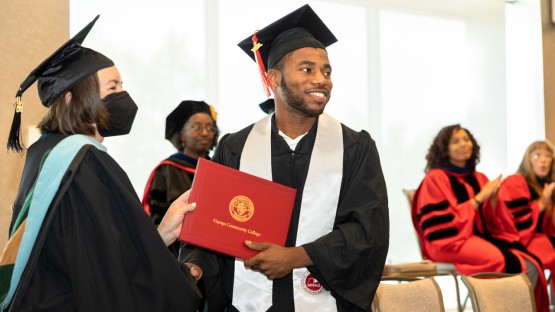 Former prison students celebrate college degrees - Vimarsana News