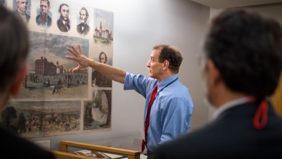 Lance Heidig, inspiring librarian and curator, dies at 64 - Vimarsana News