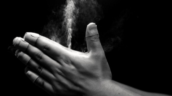 Dynamic acoustics of hand clapping, elucidated | Cornell Chronicle