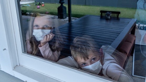 Children's pandemic mental health linked to family finances - Vimarsana News