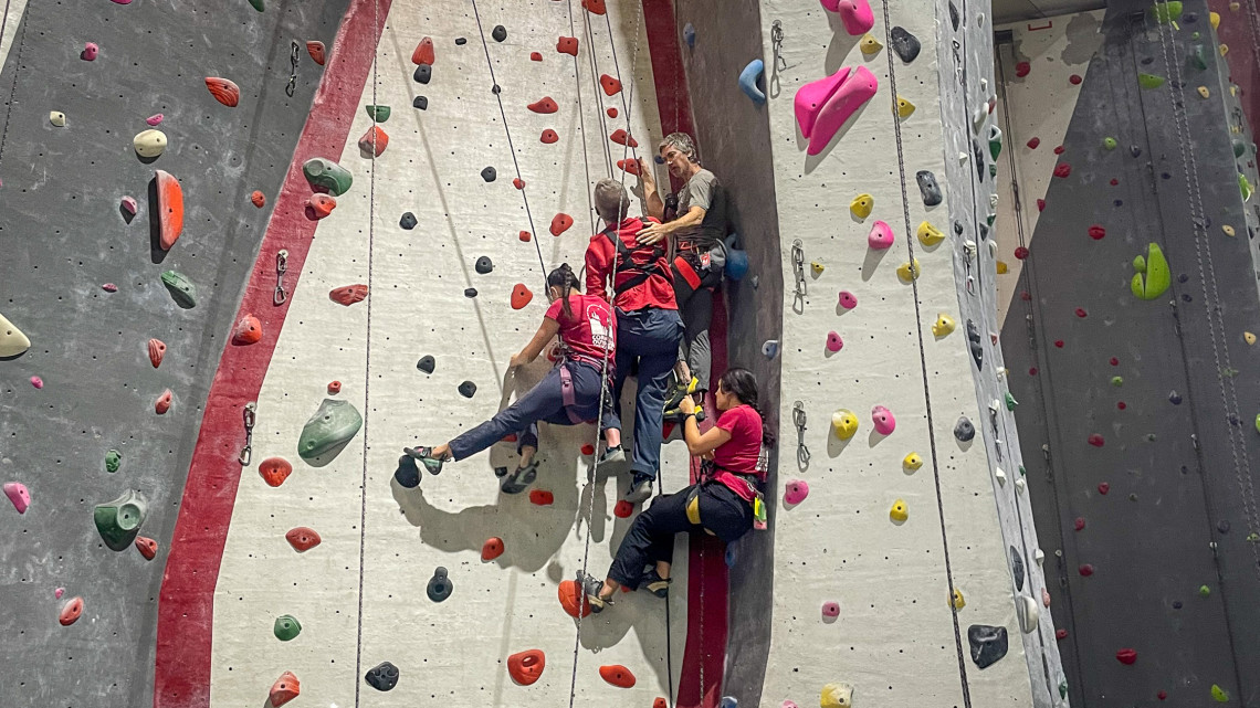 Students on adaptive high-ropes course