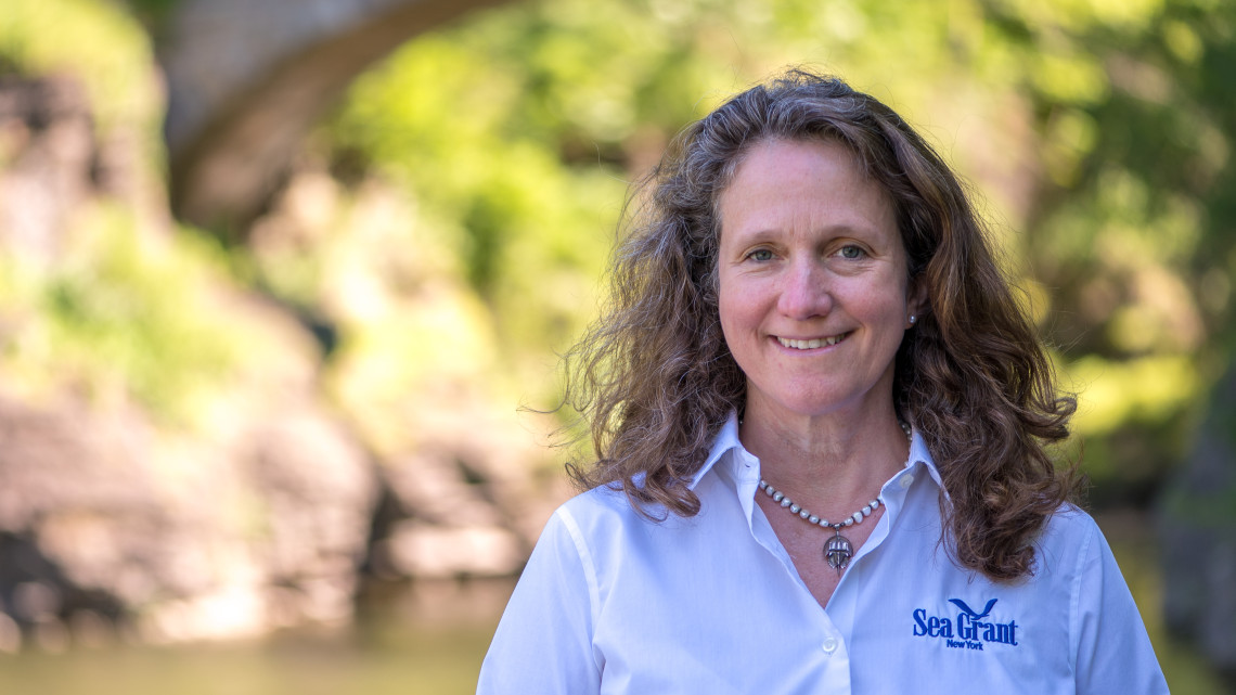 Headshot of Kathy-Bunting-Howarth