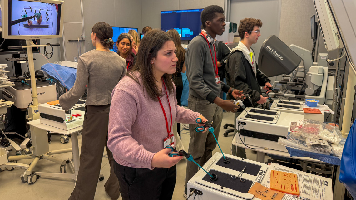 students train in a lab