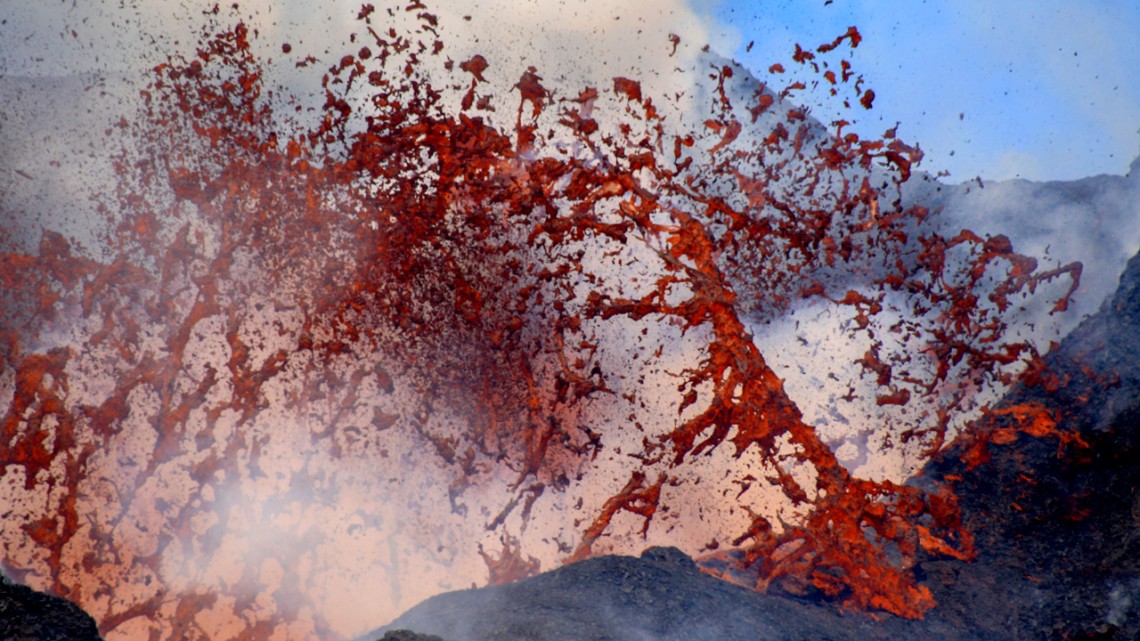 Explosive lava