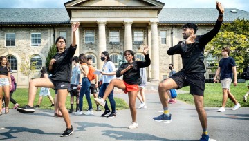 Cornell Bhangra, an Indian folk dance group group, recruits new members at ClubFest 2021