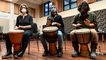 Cornellians take part in the weekly meeting of Brazilian Percussion group, Deixa Sambar.