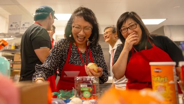 Reunion 2024 attendees cook