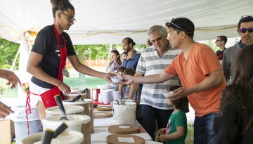 Handing out ice cream to Reunion 2024 attendees