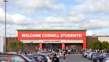 'Welcome Cornell Students' banner at the Shops at Ithaca. 